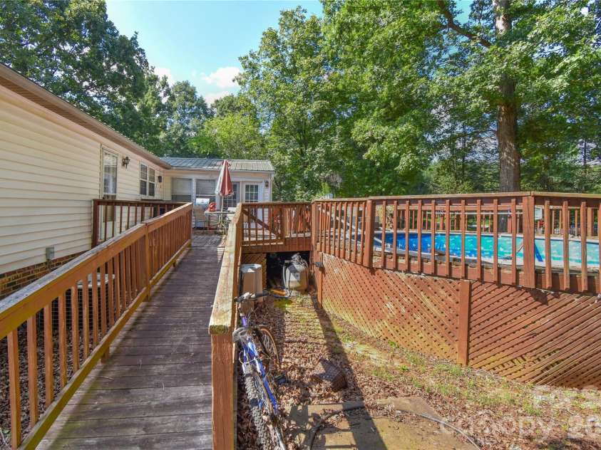 103 Key West Lane, Mooresville, NC 28115.  MLS# CAR4410459, YatesRealty ID 41044. 