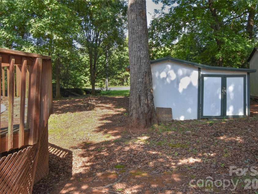 103 Key West Lane, Mooresville, NC 28115.  MLS# CAR4410459, YatesRealty ID 41044. 