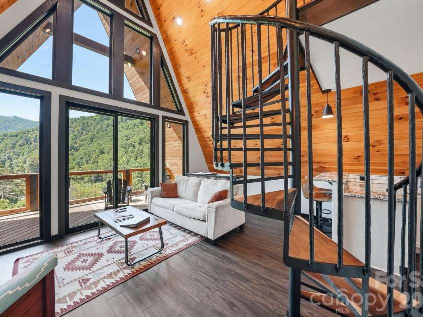 11392 & 11394 US 19W Highway, Burnsville, NC 28714.  MLS# CAR4409244, YatesRealty ID 41045. Cabin 1