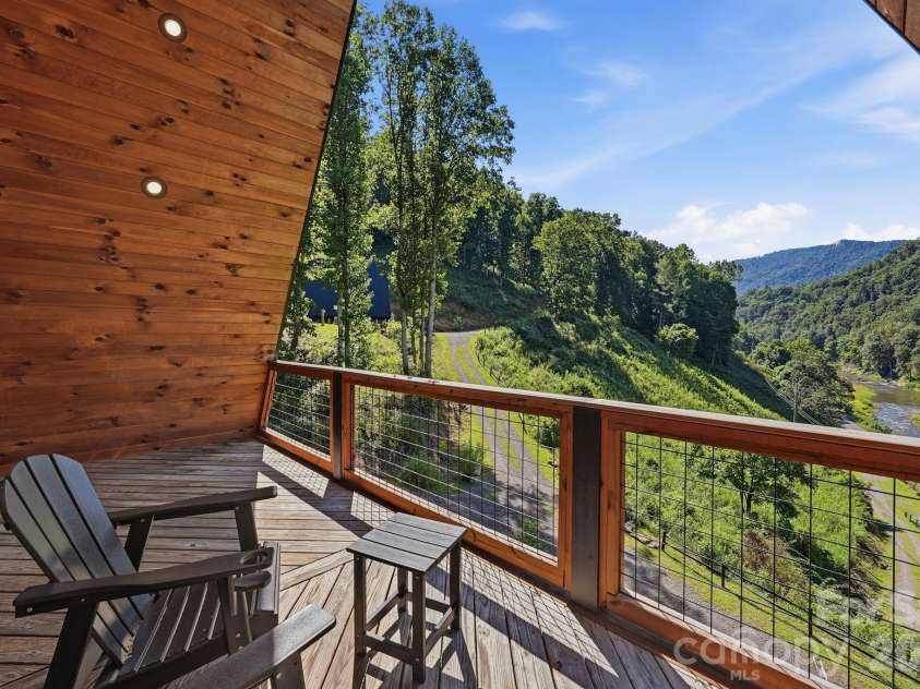 11392 & 11394 US 19W Highway, Burnsville, NC 28714.  MLS# CAR4409244, YatesRealty ID 41045. Cabin 1