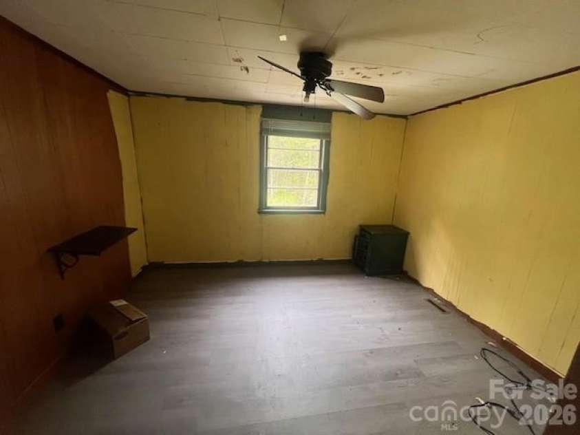 733 Clark Swift Road, Vilas, NC 28692.  MLS# CAR4410051, YatesRealty ID 41046. 