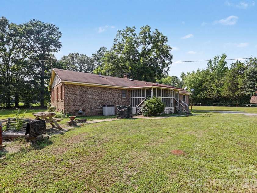 310 Ferret Lane, York, SC 29745.  MLS# CAR4409252, YatesRealty ID 41048. 