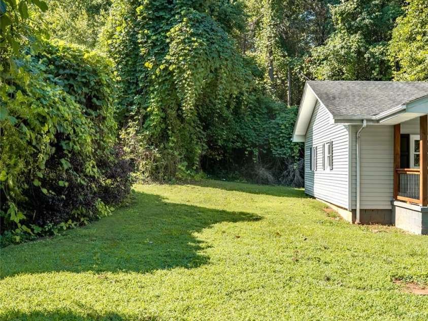 3080 Whitesides Road, Forest City, NC 28139.  MLS# CAR4406790, YatesRealty ID 41050. 
