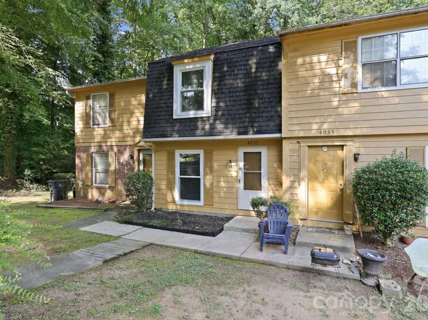 4033 Briarhill Drive, Charlotte, NC 28215.  MLS# CAR4410790, YatesRealty ID 41051. 