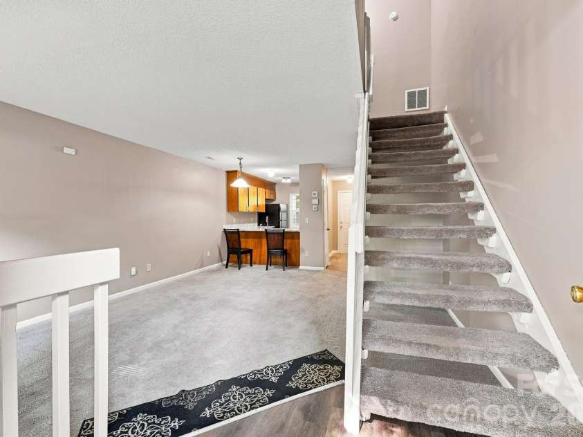 4033 Briarhill Drive, Charlotte, NC 28215.  MLS# CAR4410790, YatesRealty ID 41051. 