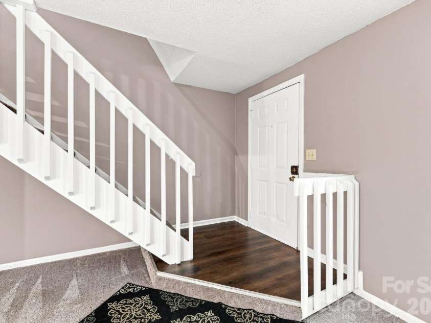 4033 Briarhill Drive, Charlotte, NC 28215.  MLS# CAR4410790, YatesRealty ID 41051. 