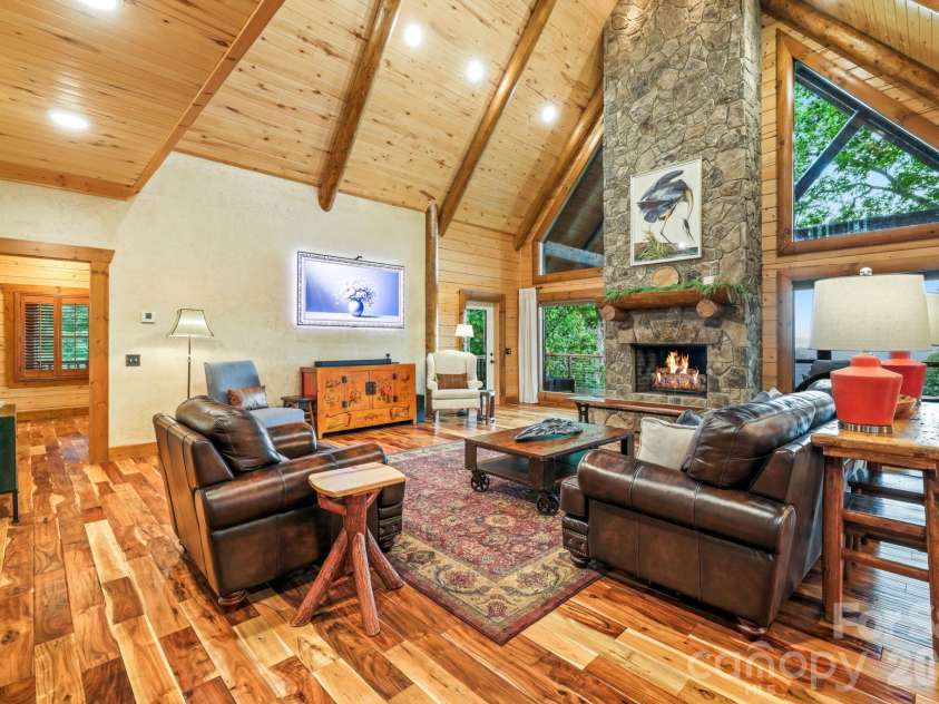 134 Hubble Way, Topton, NC 28781.  MLS# CAR4410859, YatesRealty ID 41055. 
