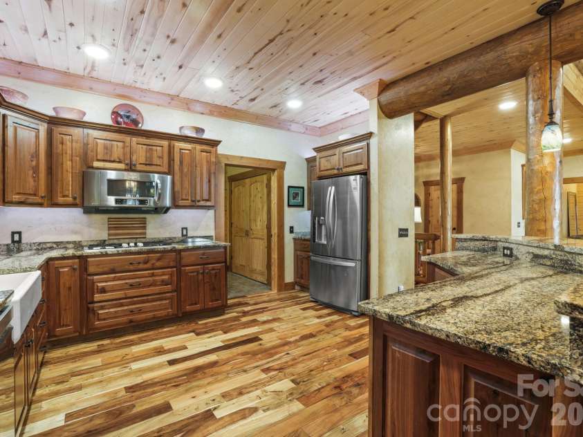 134 Hubble Way, Topton, NC 28781.  MLS# CAR4410859, YatesRealty ID 41055. 