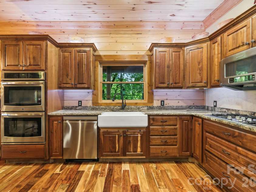 134 Hubble Way, Topton, NC 28781.  MLS# CAR4410859, YatesRealty ID 41055. 