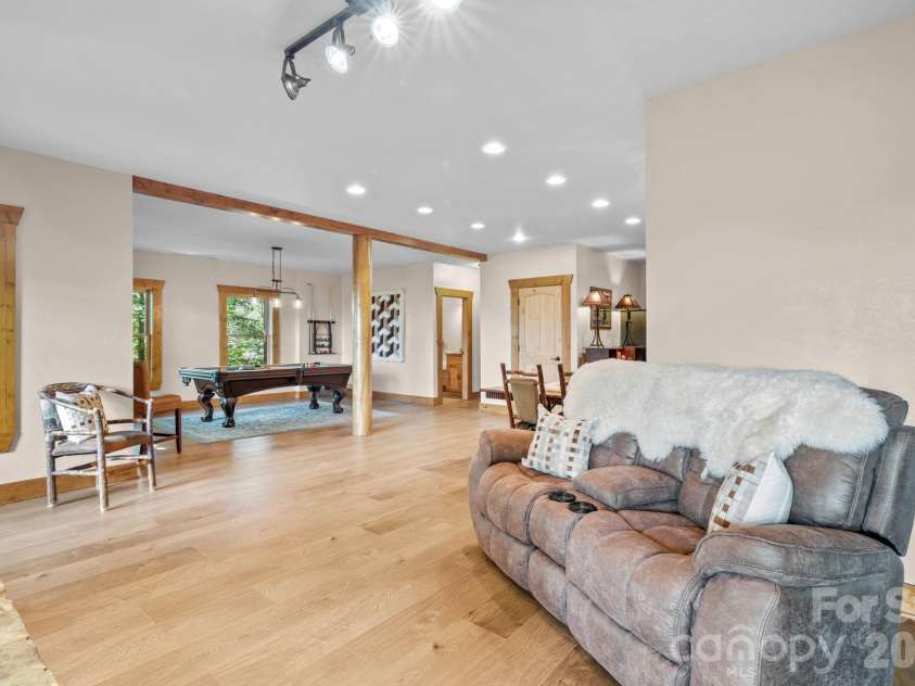 134 Hubble Way, Topton, NC 28781.  MLS# CAR4410859, YatesRealty ID 41055. 