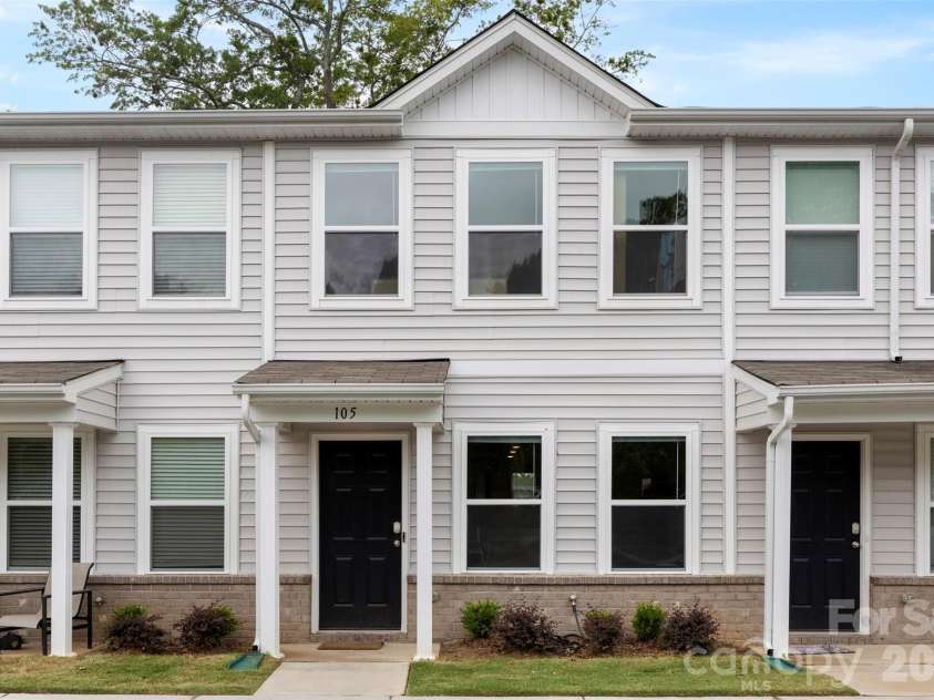 105 VILLA Lane, Lincolnton, NC 28092.  MLS# CAR4410869, YatesRealty ID 41057. 