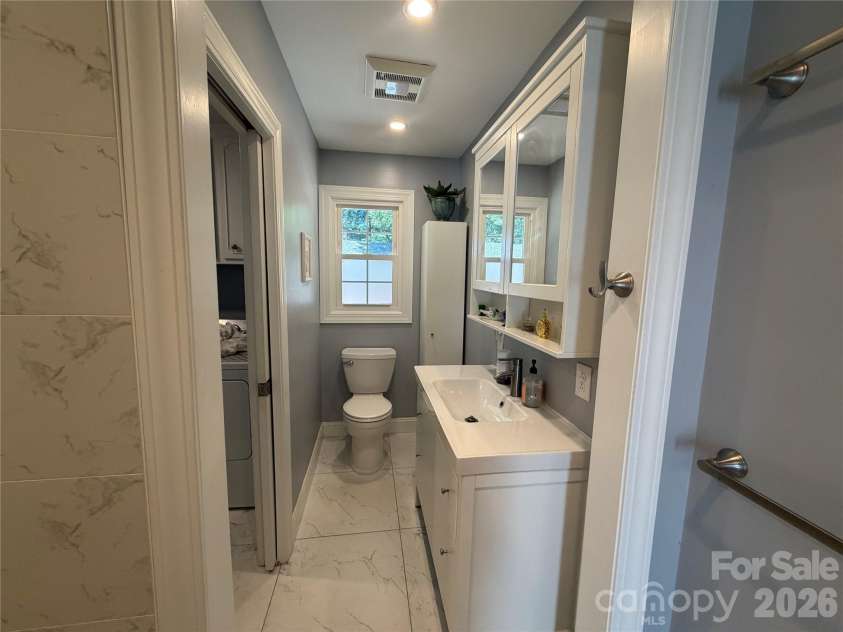 3755 21st Street, Hickory, NC 28601.  MLS# CAR4395380, YatesRealty ID 41061. 