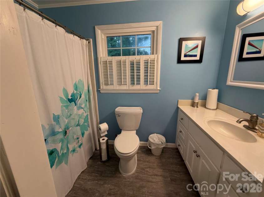 3755 21st Street, Hickory, NC 28601.  MLS# CAR4395380, YatesRealty ID 41061. 