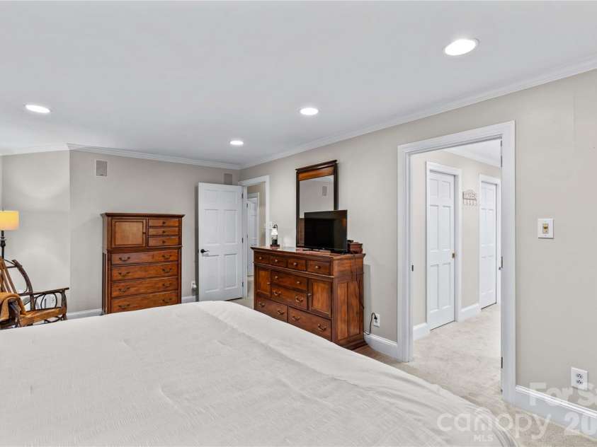 203 Wickersham Drive, Statesville, NC 28625.  MLS# CAR4402525, YatesRealty ID 41062. Primary Bedroom