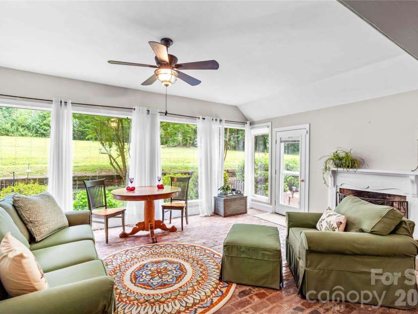 203 Wickersham Drive, Statesville, NC 28625.  MLS# CAR4402525, YatesRealty ID 41062. Sunroom
