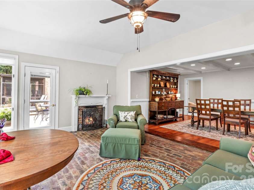203 Wickersham Drive, Statesville, NC 28625.  MLS# CAR4402525, YatesRealty ID 41062. Sunroom/Dining Room/Patio