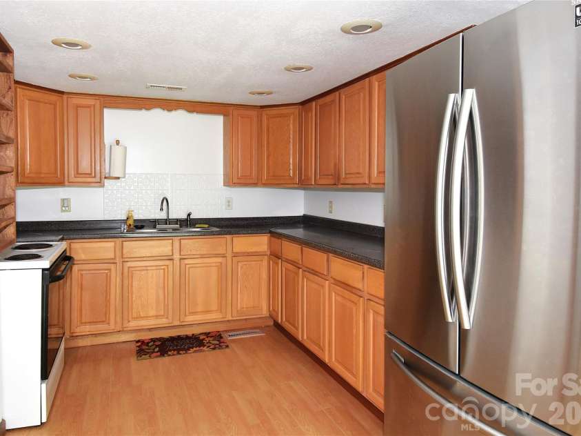 2124 Pisgah Highway, Candler, NC 28715.  MLS# CAR4410436, YatesRealty ID 41063. 