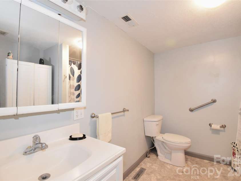 2124 Pisgah Highway, Candler, NC 28715.  MLS# CAR4410436, YatesRealty ID 41063. 