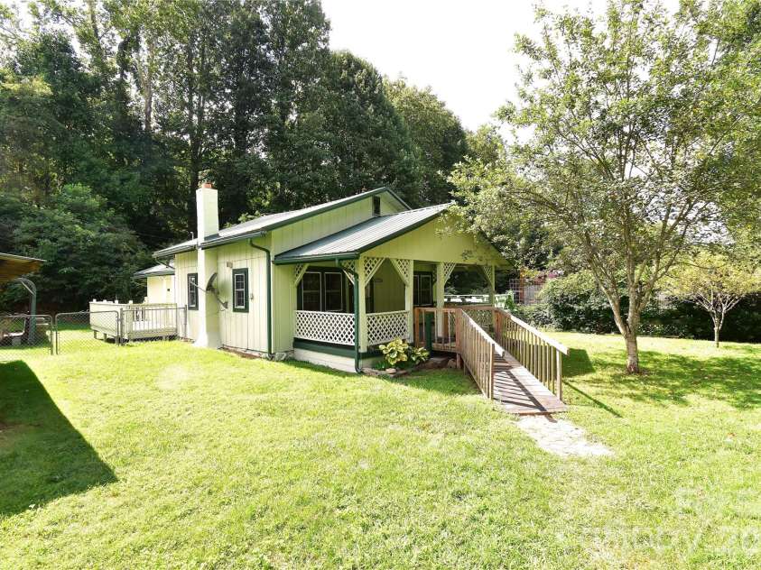 2124 Pisgah Highway, Candler, NC 28715.  MLS# CAR4410436, YatesRealty ID 41063. 