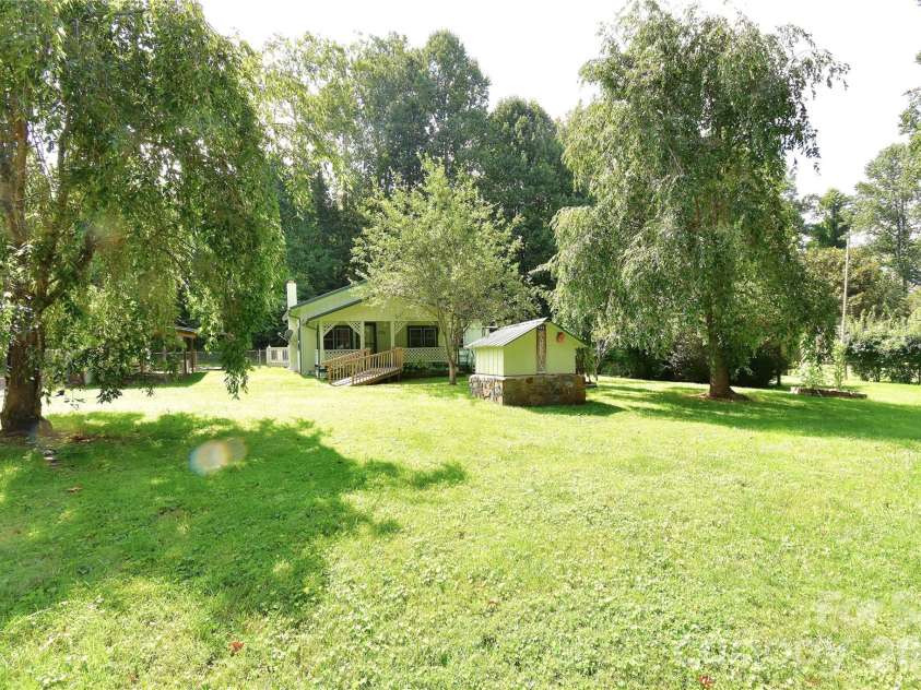 2124 Pisgah Highway, Candler, NC 28715.  MLS# CAR4410436, YatesRealty ID 41063. 