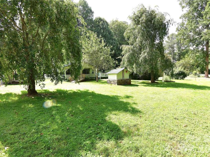 2124 Pisgah Highway, Candler, NC 28715.  MLS# CAR4410436, YatesRealty ID 41063. 