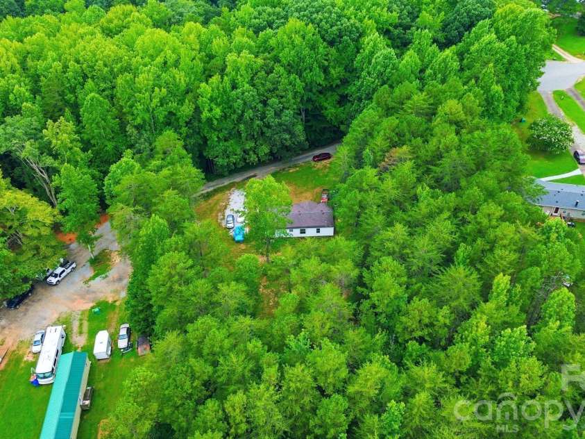 1039 Monterey Drive, Iron Station, NC 28080.  MLS# CAR4410603, YatesRealty ID 41064. 