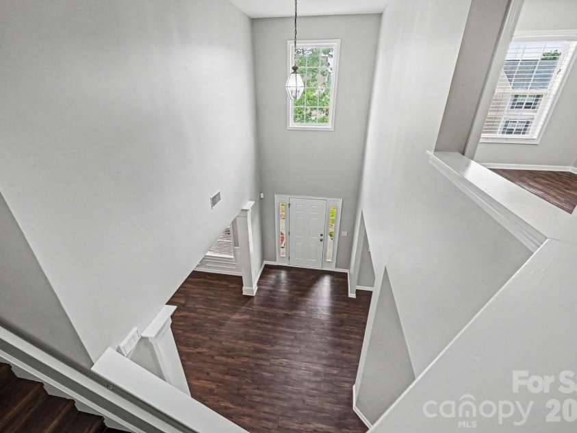 9839 Jeanette Circle, Charlotte, NC 28213.  MLS# CAR4408924, YatesRealty ID 41066. 