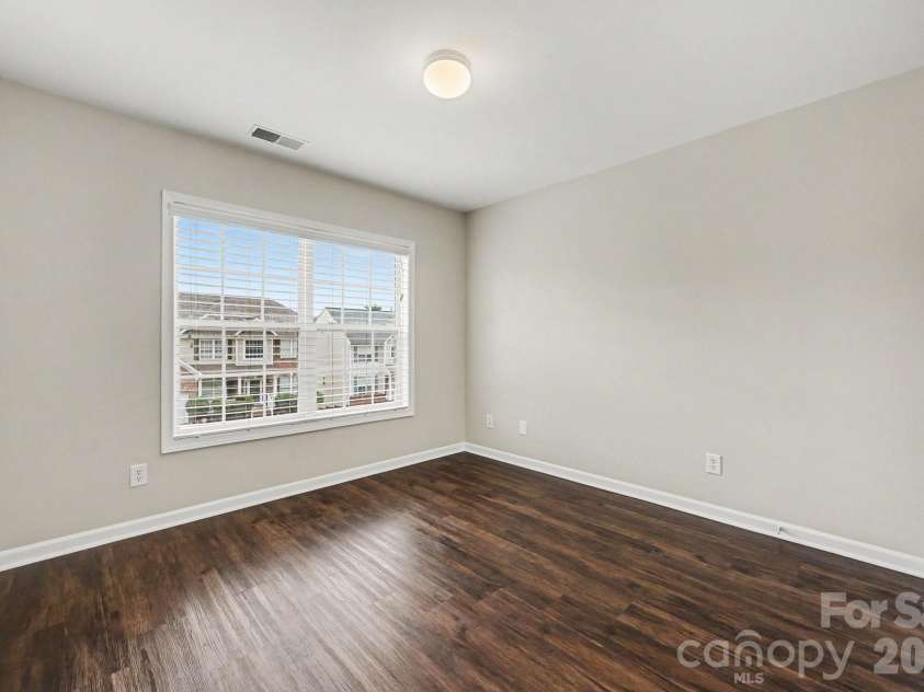 9839 Jeanette Circle, Charlotte, NC 28213.  MLS# CAR4408924, YatesRealty ID 41066. 