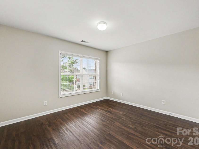 9839 Jeanette Circle, Charlotte, NC 28213.  MLS# CAR4408924, YatesRealty ID 41066. 
