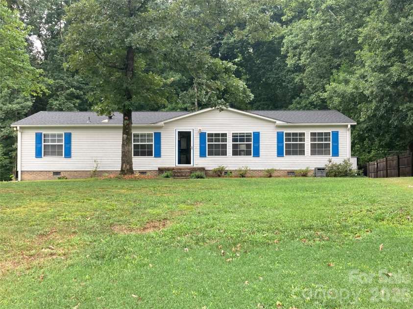 450 Willow Oaks Drive, China Grove, NC 28023.  MLS# CAR4407788, YatesRealty ID 41068. 