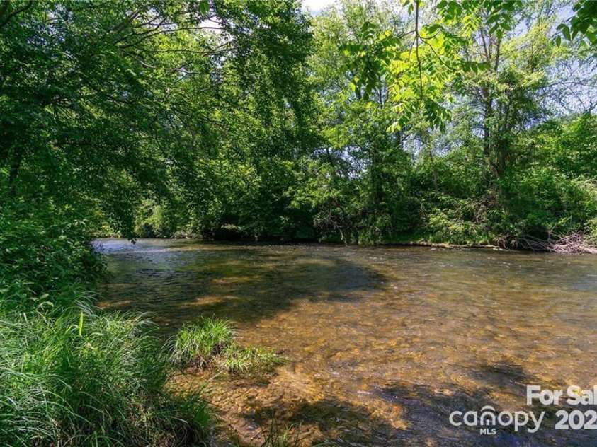 9999 Mayfly Lane, Horse Shoe, NC 28742.  MLS# CAR4214385, YatesRealty ID 4107. Mills River