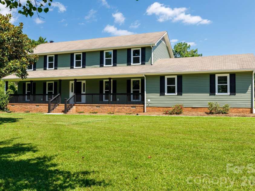 1560 Meadowdale Road, Rock Hill, SC 29732.  MLS# CAR4408235, YatesRealty ID 41070. 
