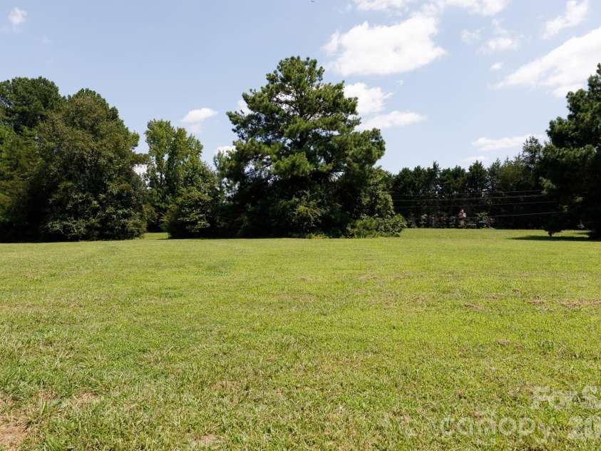 1560 Meadowdale Road, Rock Hill, SC 29732.  MLS# CAR4408235, YatesRealty ID 41070. 