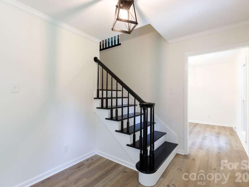 1560 Meadowdale Road, Rock Hill, SC 29732.  MLS# CAR4408235, YatesRealty ID 41070. Entryway