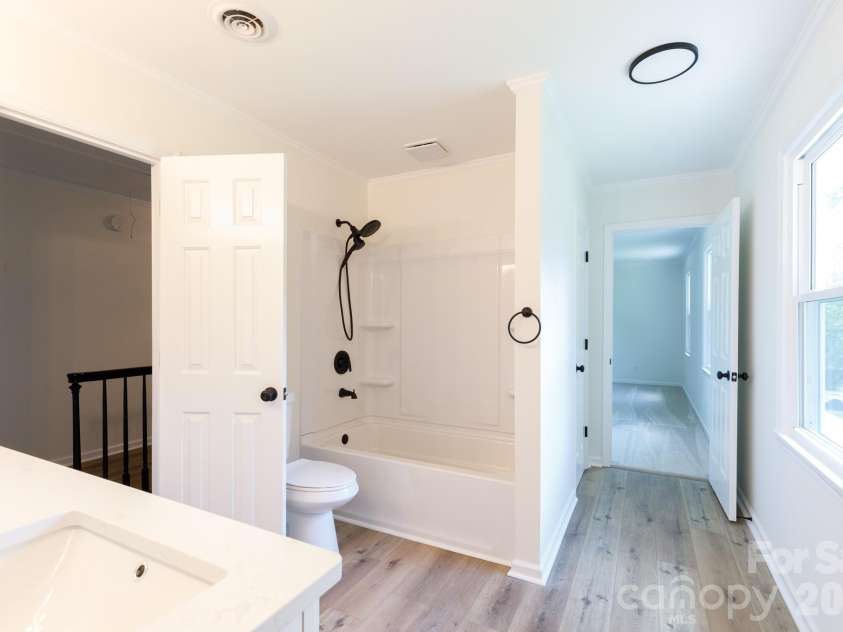 1560 Meadowdale Road, Rock Hill, SC 29732.  MLS# CAR4408235, YatesRealty ID 41070. Guest Bathroom
