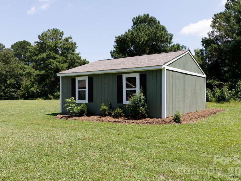 1560 Meadowdale Road, Rock Hill, SC 29732.  MLS# CAR4408235, YatesRealty ID 41070. Shop