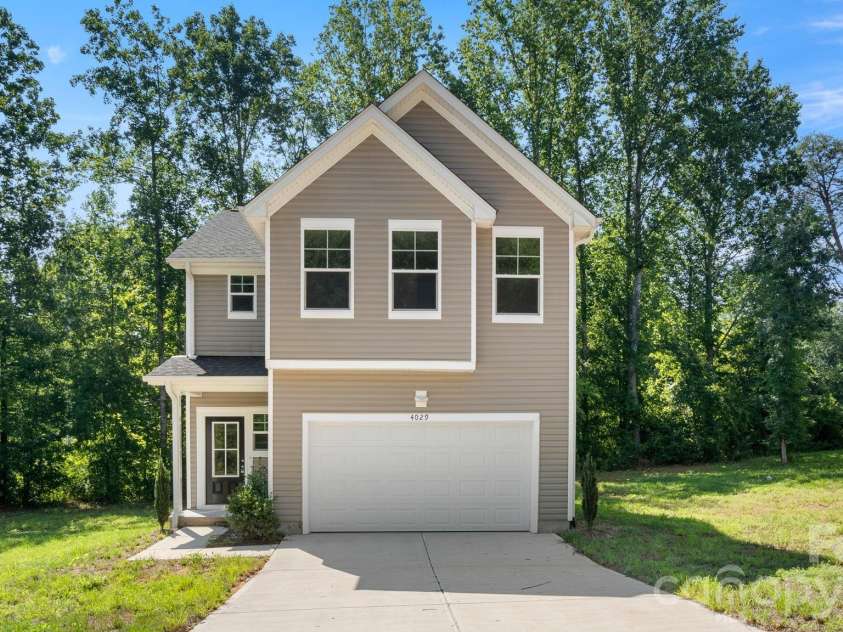 4029 Rolling Creek Drive, Vale, NC 28168.  MLS# CAR4390263, YatesRealty ID 41073. 4029 Rolling Creek Welcome Home!