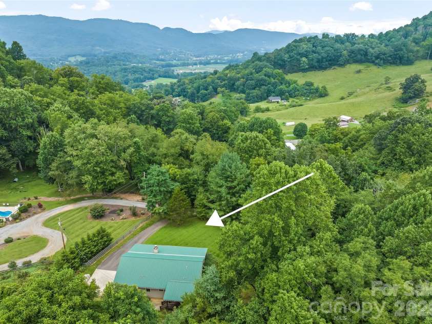 89 Cypress Lane, Canton, NC 28716.  MLS# CAR4399169, YatesRealty ID 41074. Beautiful Bethel  (row)
