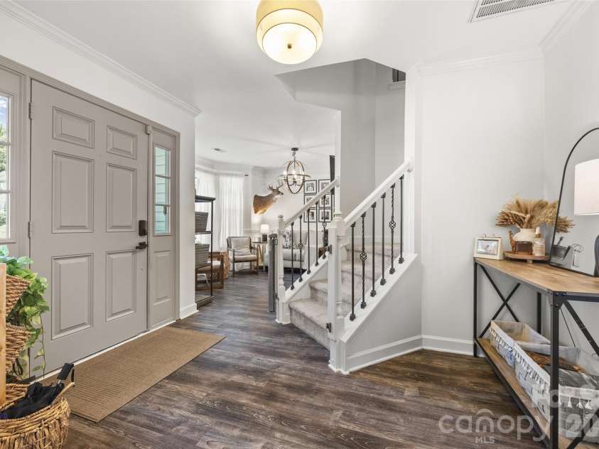 102 Nims Spring Drive, Fort Mill, SC 29715.  MLS# CAR4406817, YatesRealty ID 41075. 