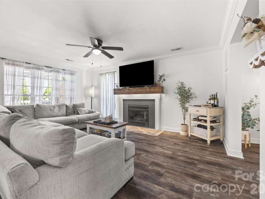 102 Nims Spring Drive, Fort Mill, SC 29715.  MLS# CAR4406817, YatesRealty ID 41075. 