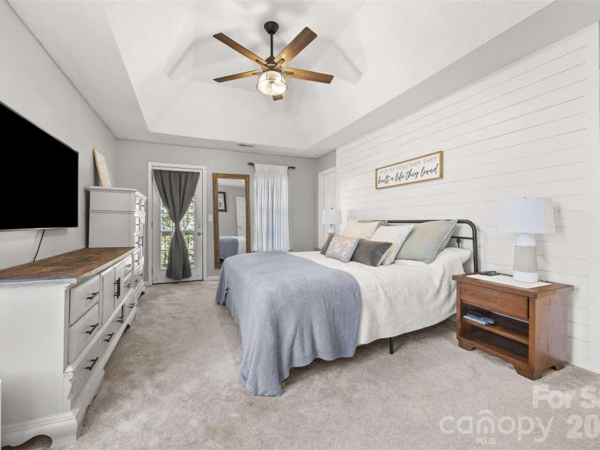 102 Nims Spring Drive, Fort Mill, SC 29715.  MLS# CAR4406817, YatesRealty ID 41075. 