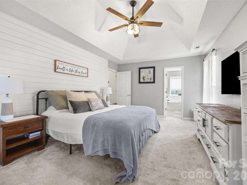 102 Nims Spring Drive, Fort Mill, SC 29715.  MLS# CAR4406817, YatesRealty ID 41075. 