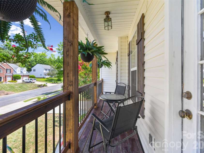 102 Nims Spring Drive, Fort Mill, SC 29715.  MLS# CAR4406817, YatesRealty ID 41075. 