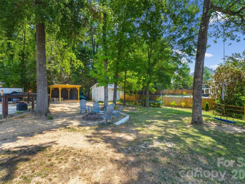 102 Nims Spring Drive, Fort Mill, SC 29715.  MLS# CAR4406817, YatesRealty ID 41075. 