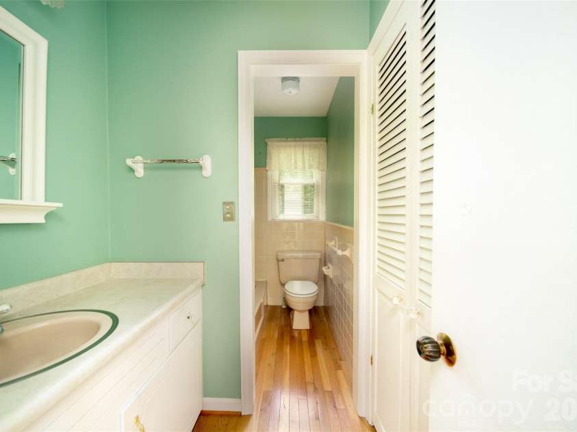 821 Tanasee Gap Road, Balsam Grove, NC 28708.  MLS# CAR4409086, YatesRealty ID 41076. 