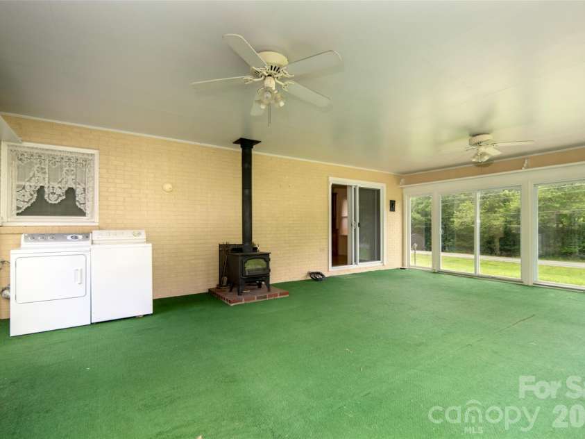 821 Tanasee Gap Road, Balsam Grove, NC 28708.  MLS# CAR4409086, YatesRealty ID 41076. 