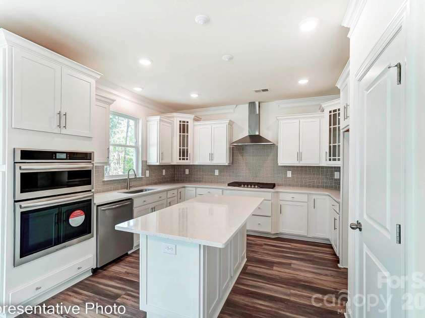 8474 Acadia Parkway, Sherrills Ford, NC 28673.  MLS# CAR4407623, YatesRealty ID 41078. 