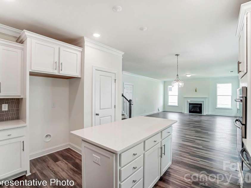8474 Acadia Parkway, Sherrills Ford, NC 28673.  MLS# CAR4407623, YatesRealty ID 41078. 