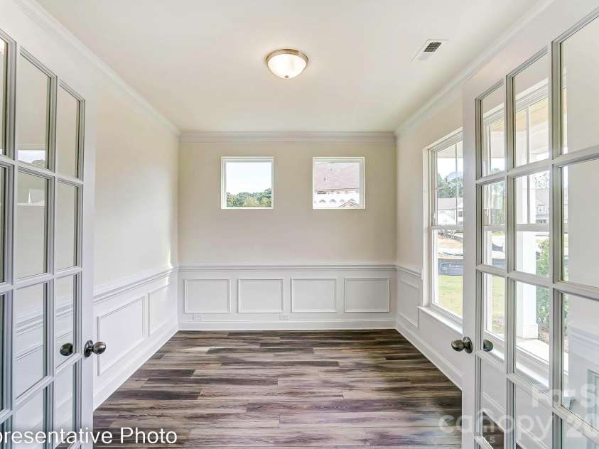 8474 Acadia Parkway, Sherrills Ford, NC 28673.  MLS# CAR4407623, YatesRealty ID 41078. 