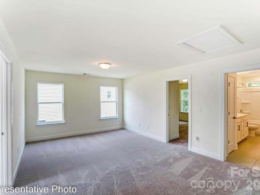 8474 Acadia Parkway, Sherrills Ford, NC 28673.  MLS# CAR4407623, YatesRealty ID 41078. 